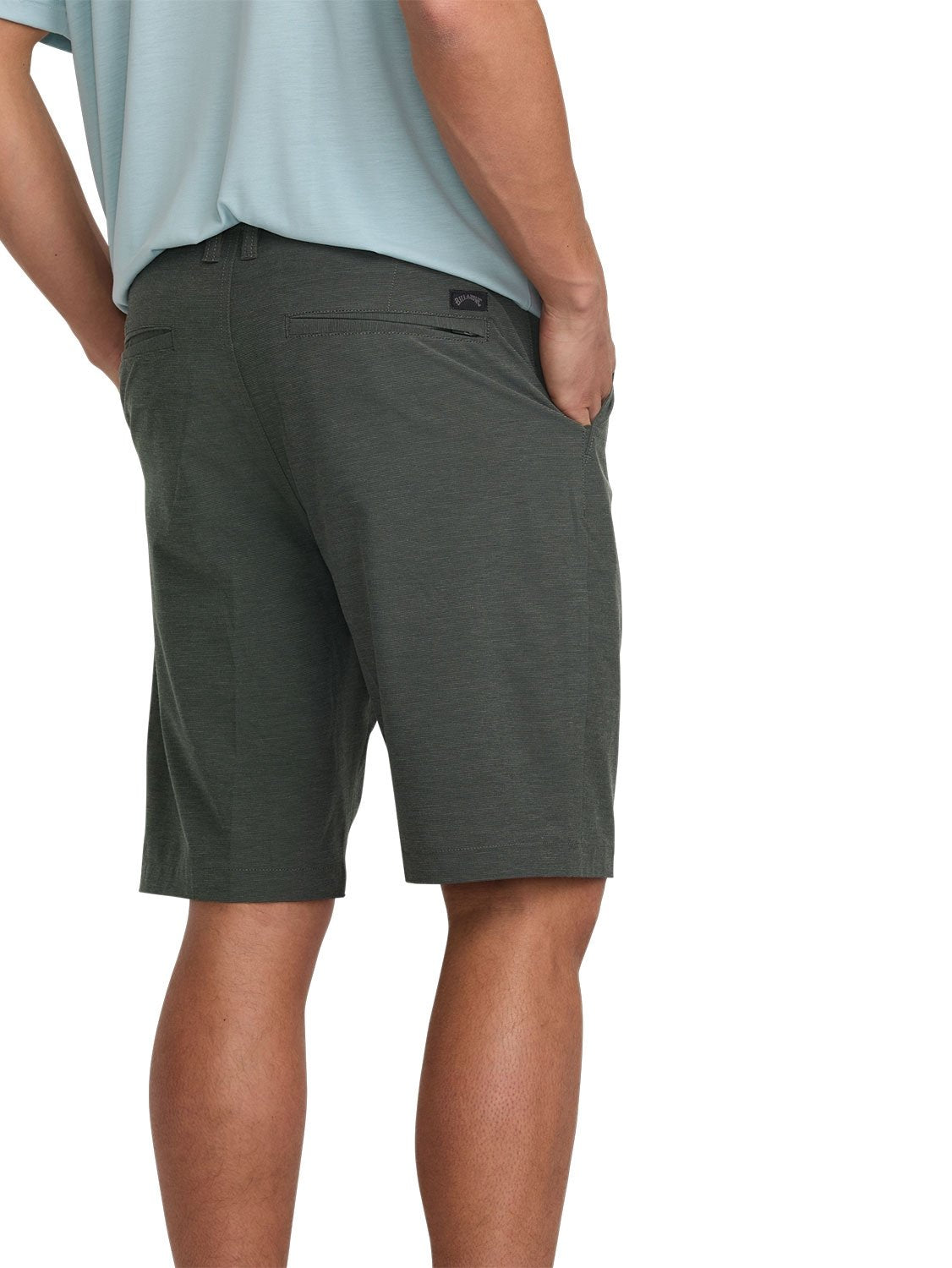 Billabong Men's Crossfire Submersible 21" Hybrid Short