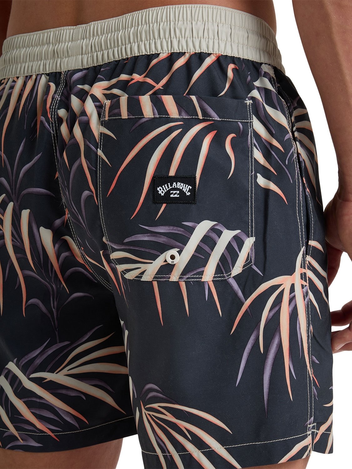 Billabong Men's Vacay 16" Volley