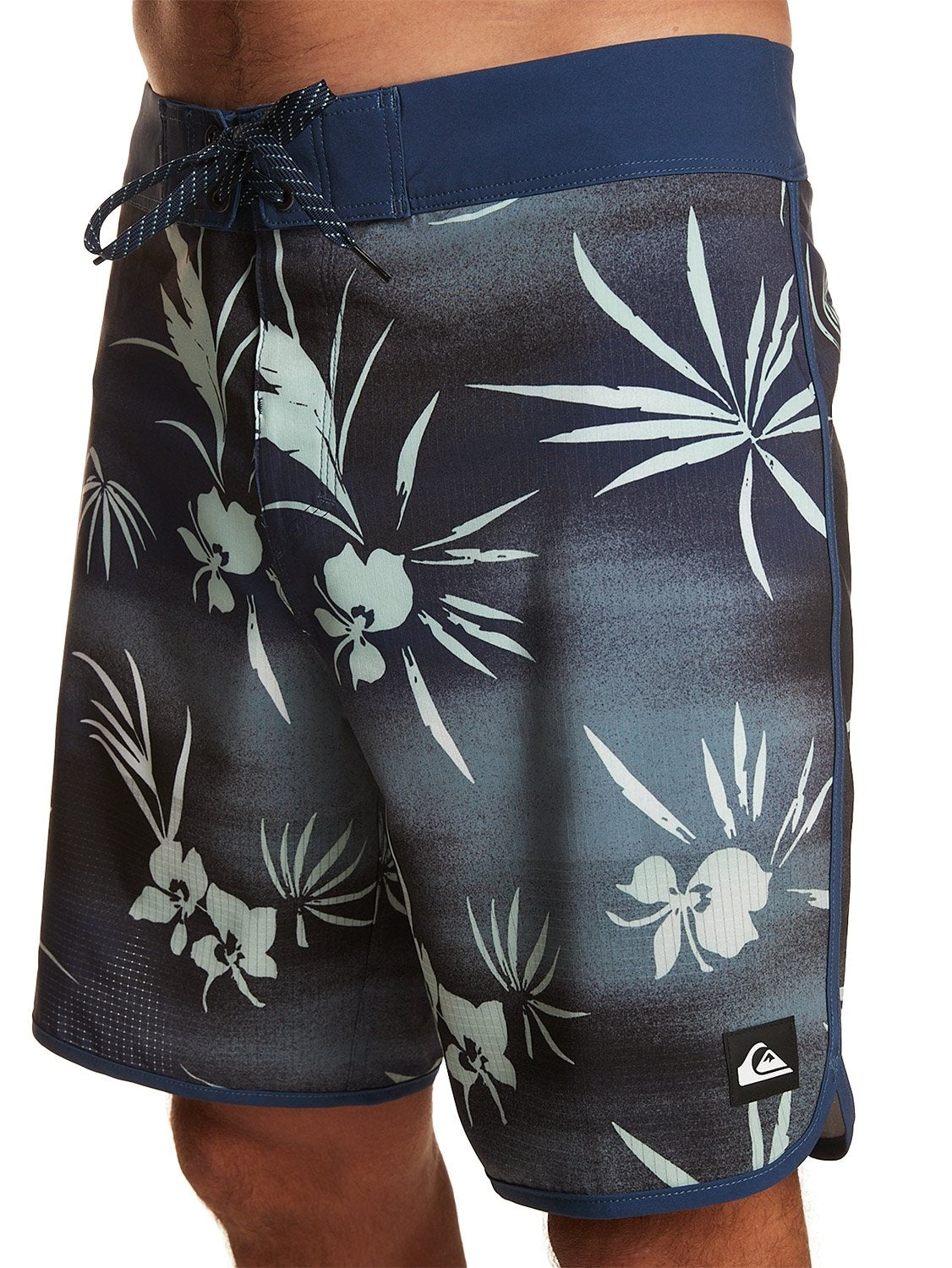 Quiksilver Men's Highlite Scallop 19" Boardshort