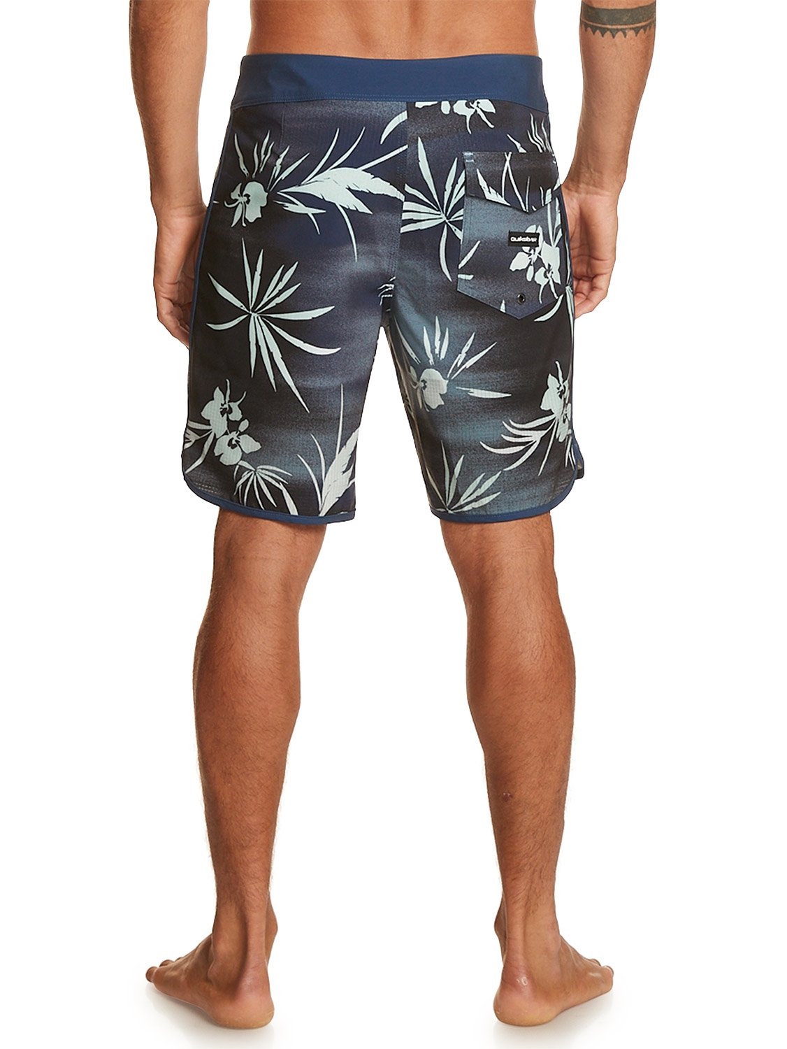 Quiksilver Men's Highlite Scallop 19" Boardshort