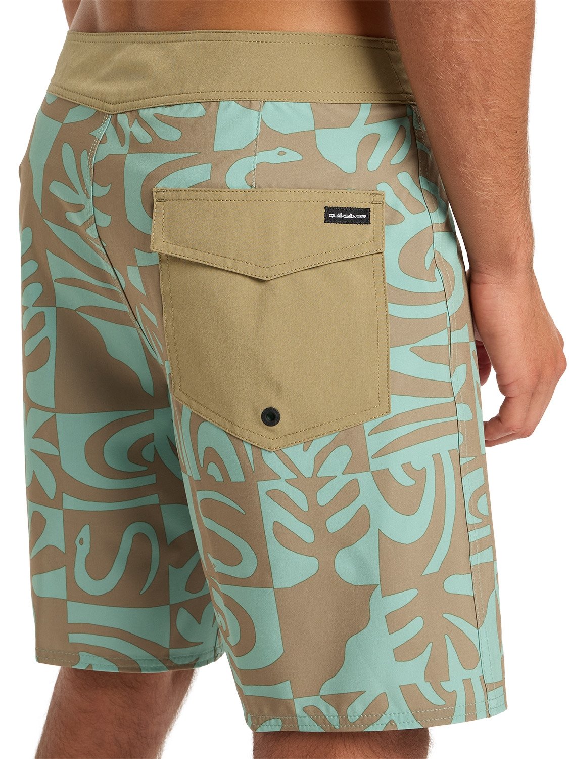 Quksilver Mens Surfsilk Straight Leg 18" Boardshort