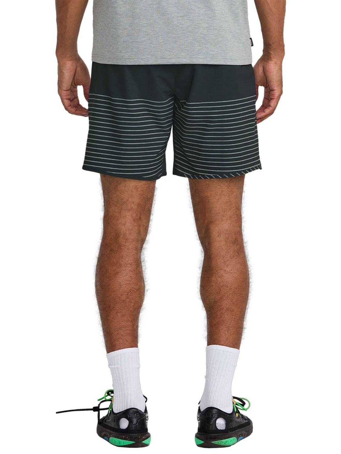 RVCA Men's Yogger Stretch 17" Walkshort