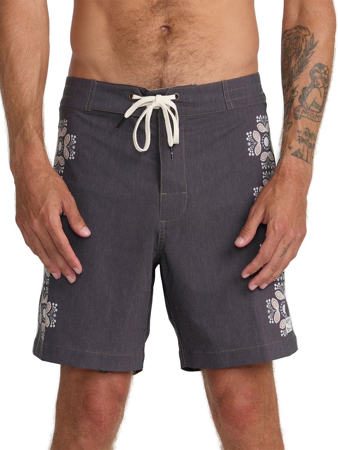 RVCA Men's Exotica 17" Boardshort