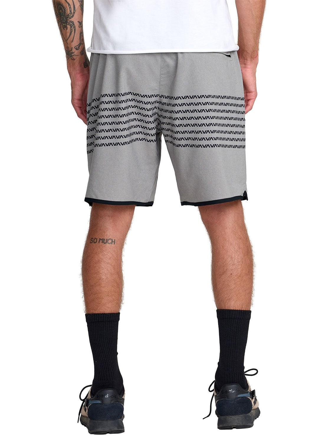 RVCA Men's Yogger Stretch Contrast 17" Walkshort