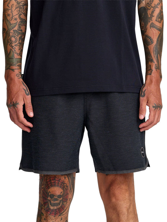 RVCA Men's Yogger Hybrid 17" Walkshort