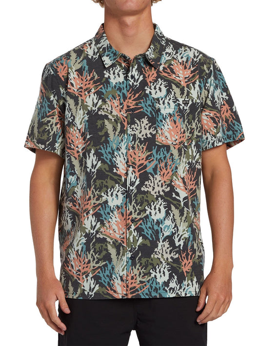 Billabong Men's Coral Garden Surftrek Woven Shirt