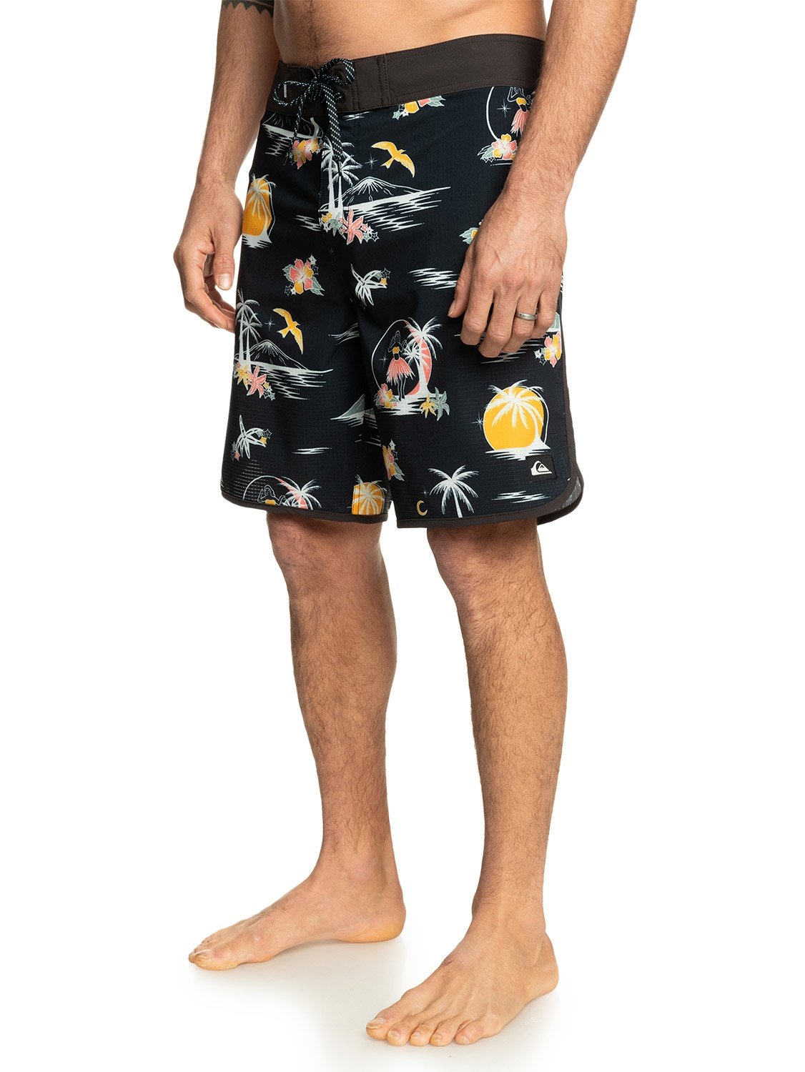 Quiksilver Men's Highline Scallop 19" Boardshort