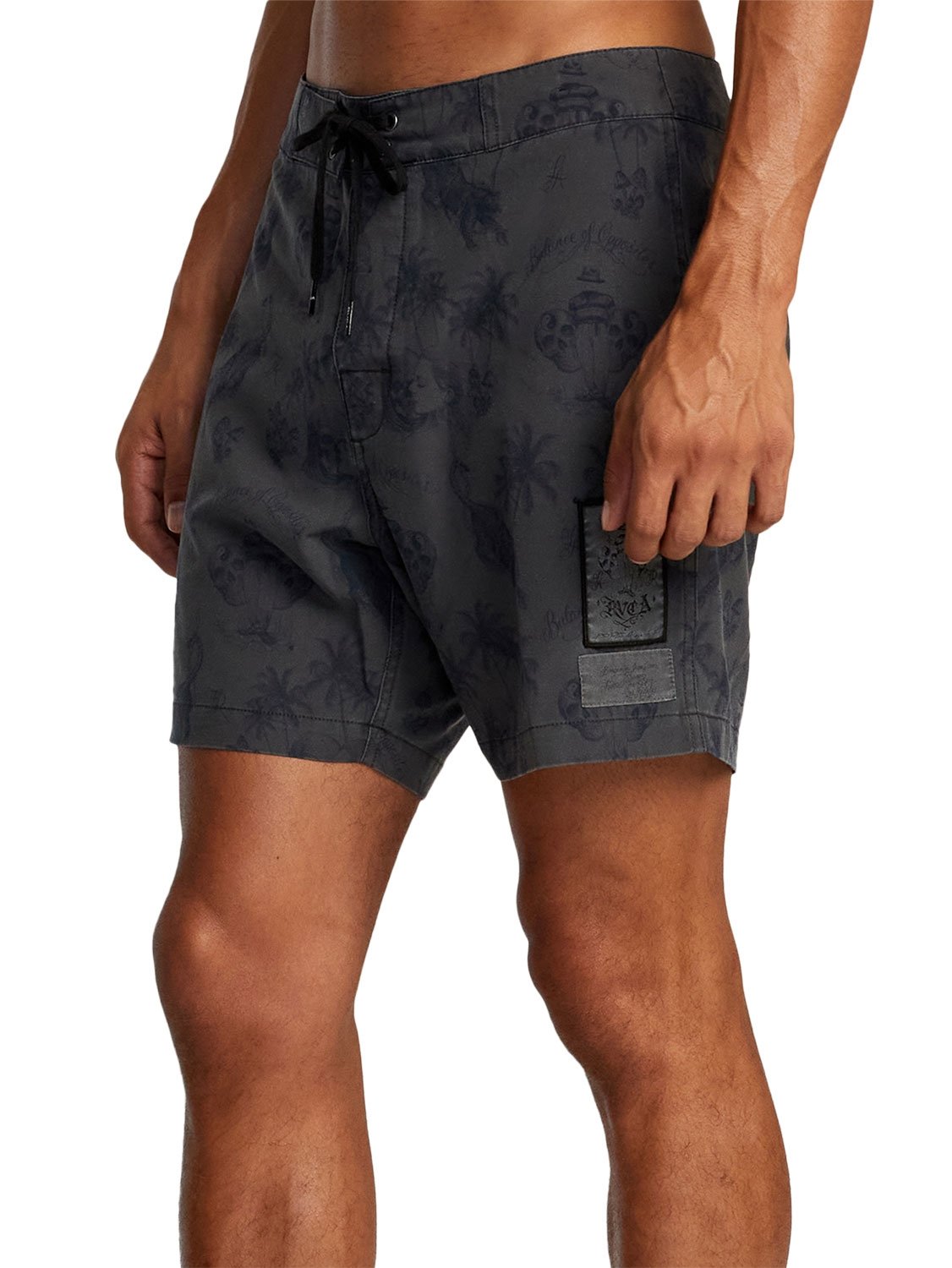 RVCA Men's Chefs Kiss Trunk 16" Boardshort