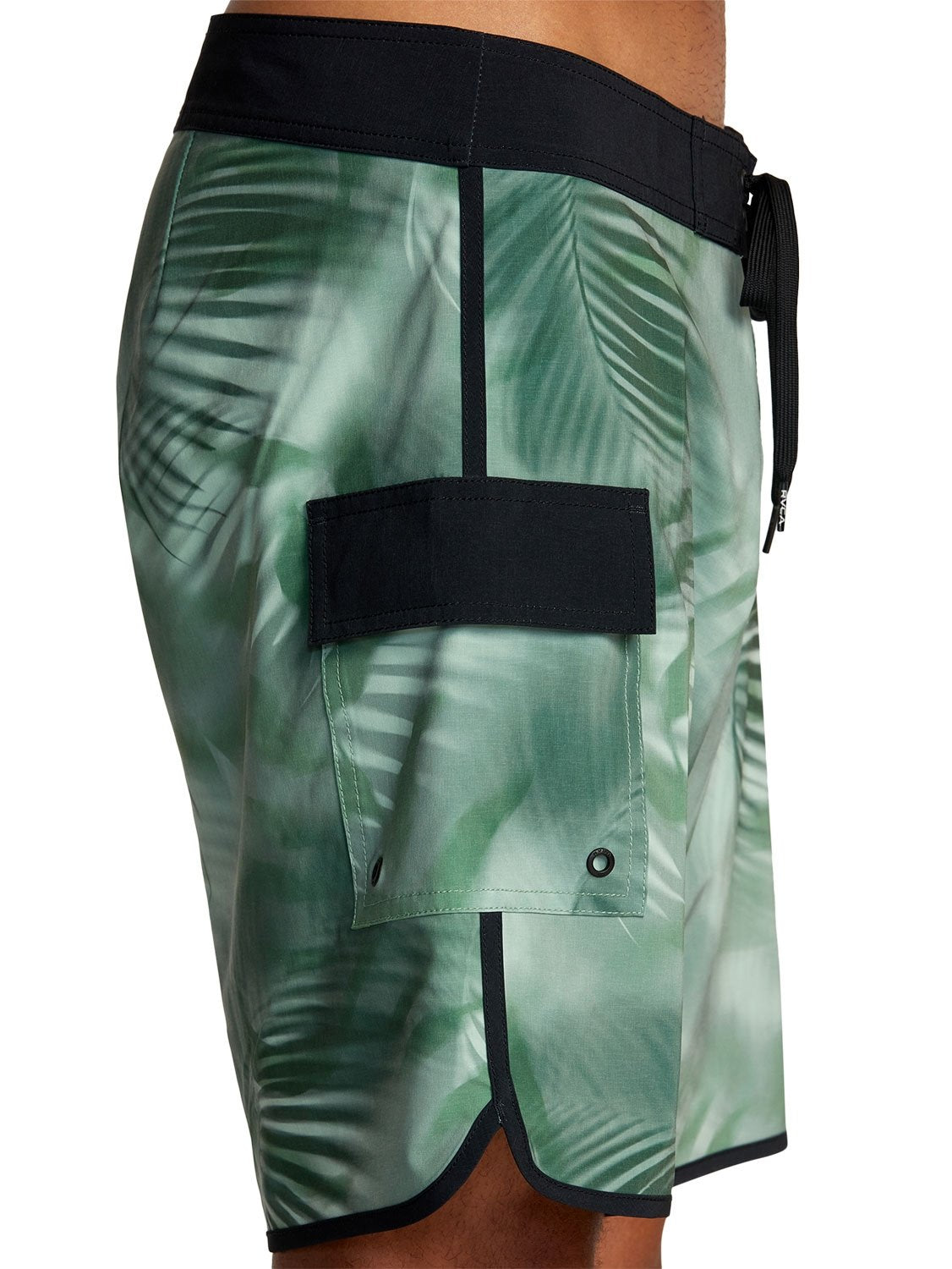 RVCA Men's Spray Camo Eastern 18" Boardshort