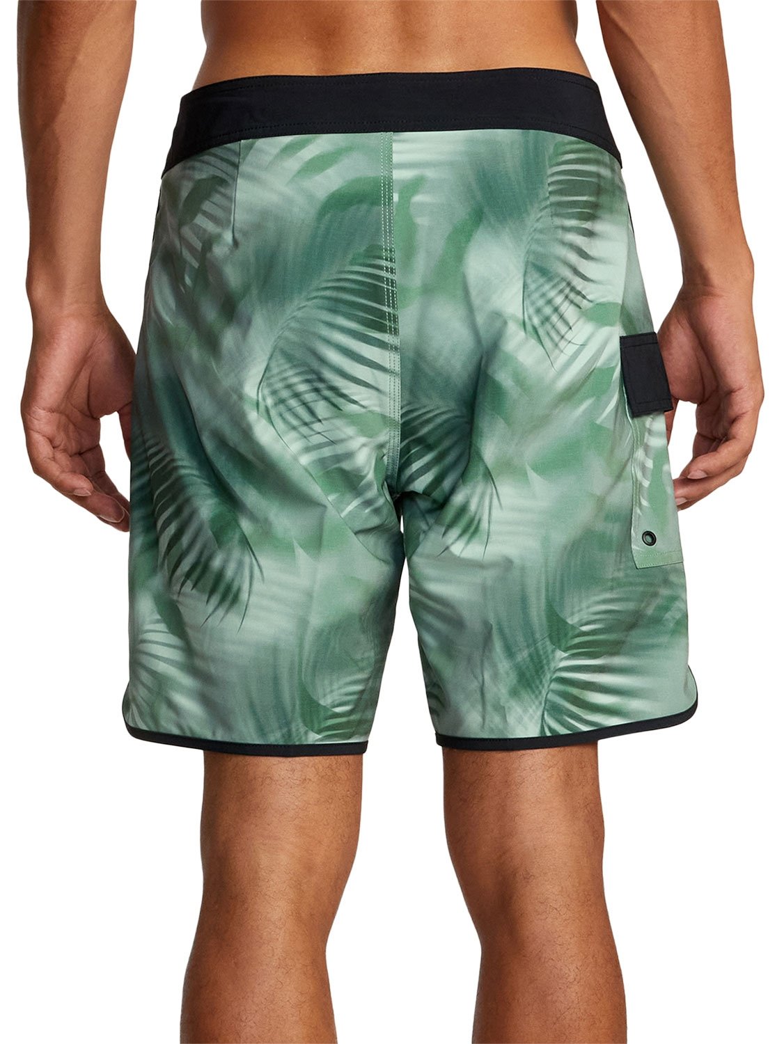 RVCA Men's Spray Camo Eastern 18" Boardshort