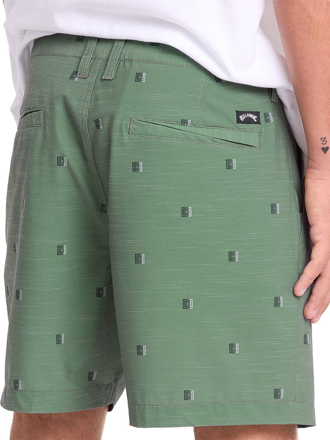 Billabong Men's Crossfire Submersible 17" Hybrid Short