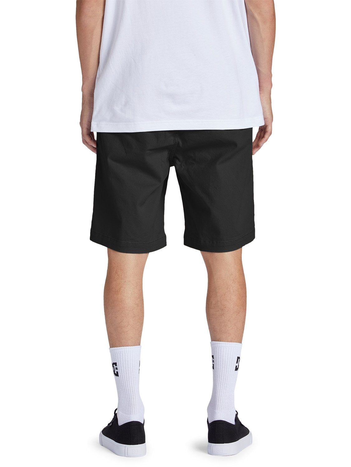 WORKED CHINO RELAXED SHORT - black (KVJ0) | Boardriders