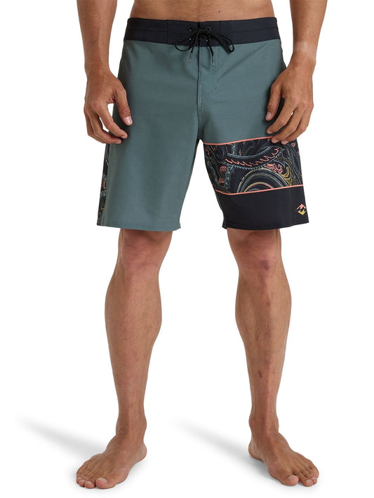 Billabong Mens Burleigh Pro 18" Boardshort