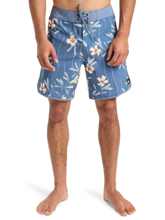 Quiksilver Mens Surfsilk Scallop 18" Boardshort