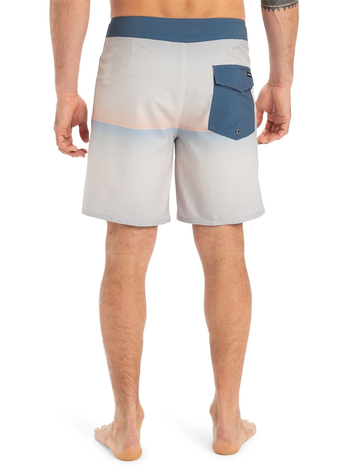 Quiksilver Men's Surfsilk Straight Leg 18" Boardshort