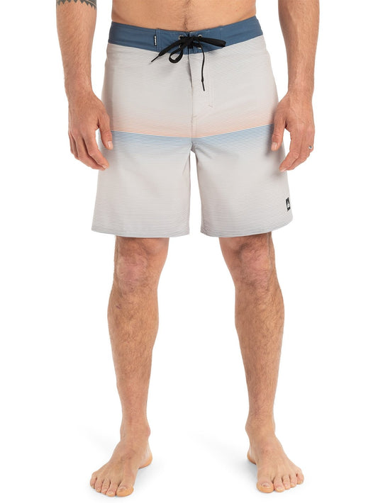 Quiksilver Men's Surfsilk Straight Leg 18" Boardshort