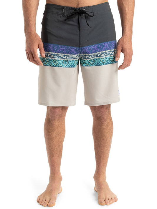 Quiksilver Men's Surfsilk Straight Leg 18" Boardshort