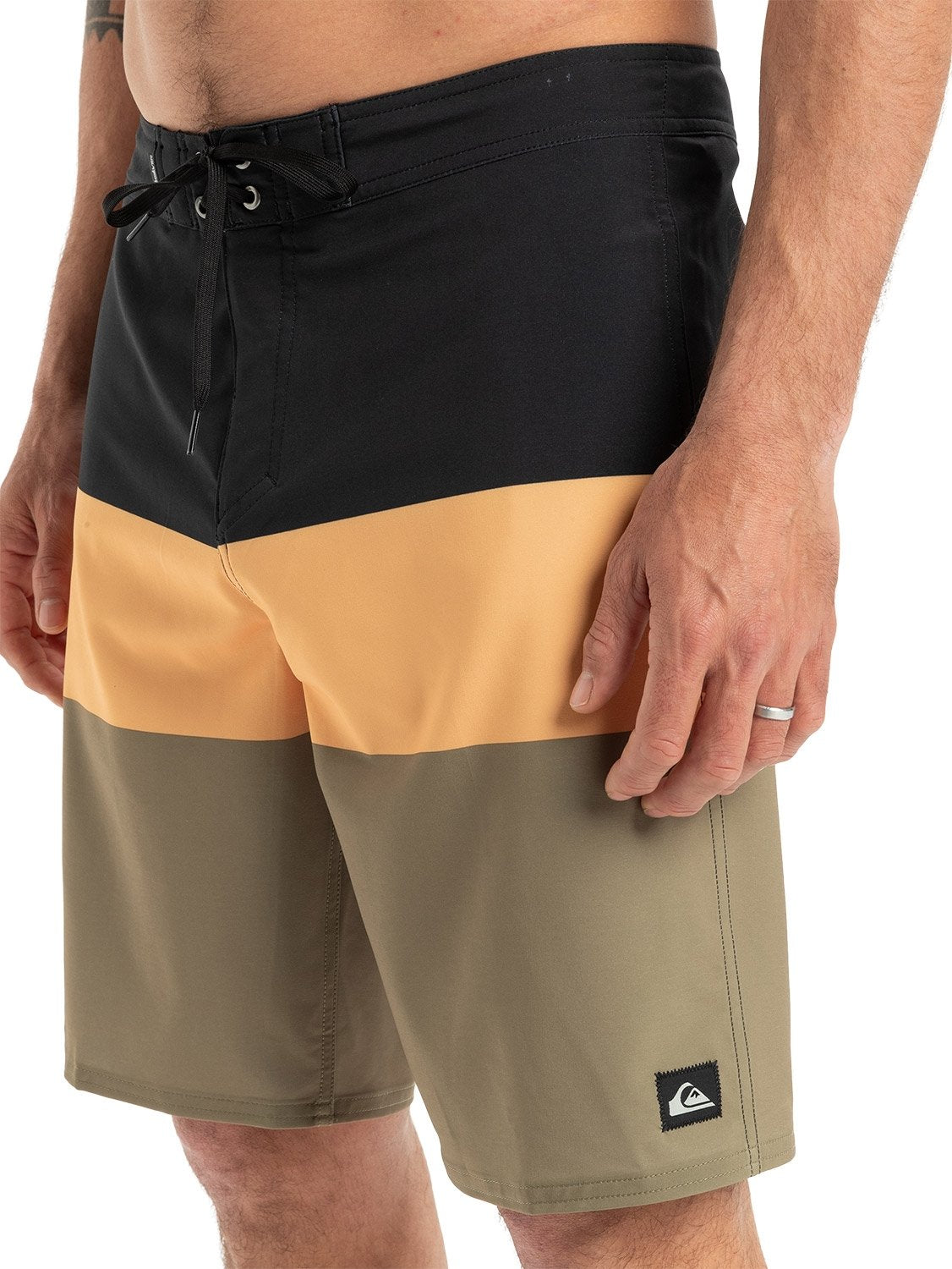 Quiksilver Men's Surfsilk Straight Le4 18" Boardshort