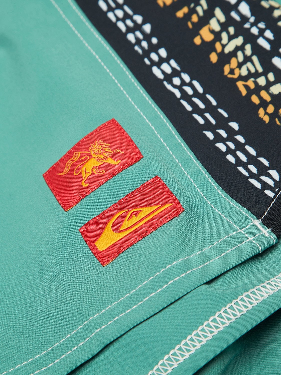 Quiksilver Men's Bob Marley Zion Arch 18"Boardshort