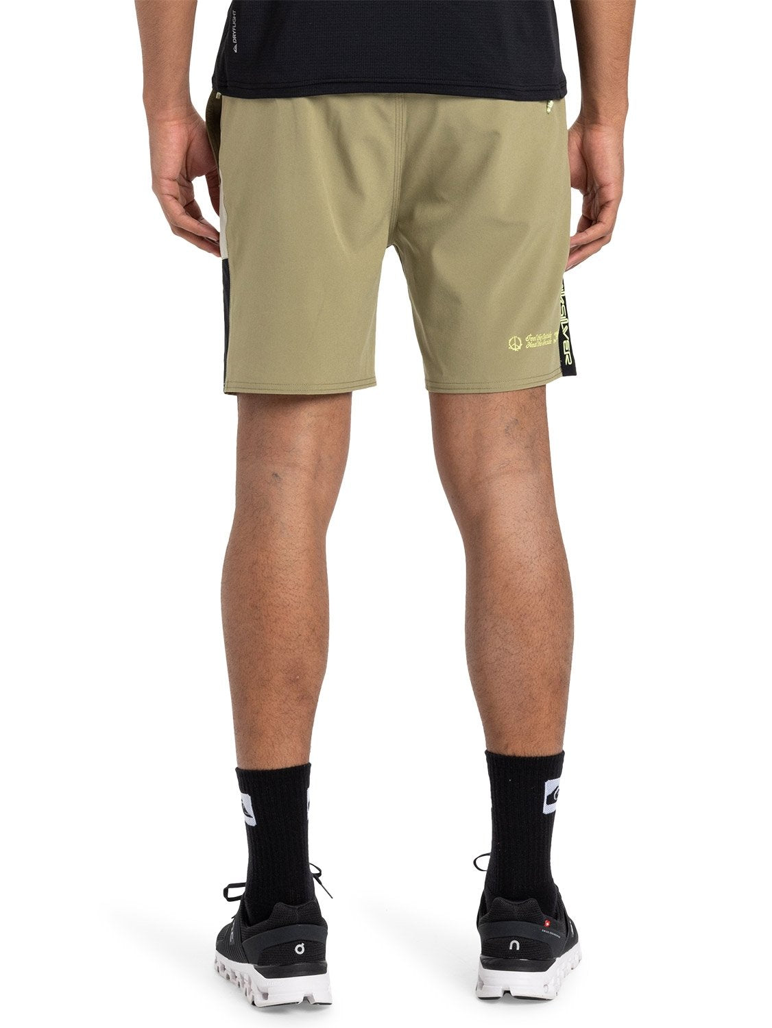 Quiksilver Men's Omni Training 17" Short