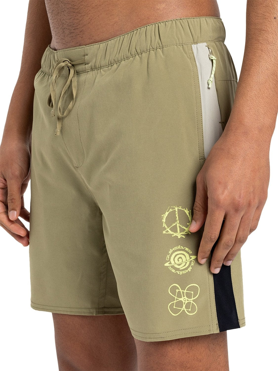 Quiksilver Men's Omni Training 17" Short