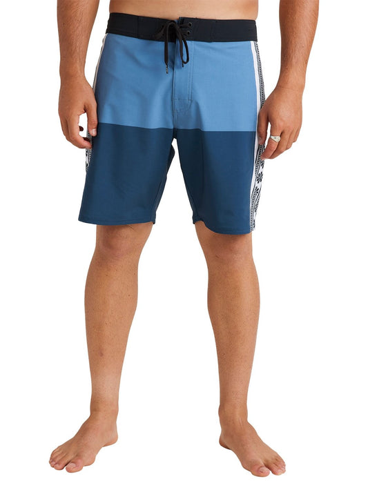 RVCA Men's Quartered 18" Boardshort