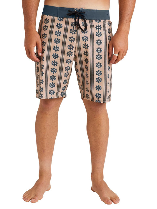 RVCA Men's Daisied 18" Boardshort