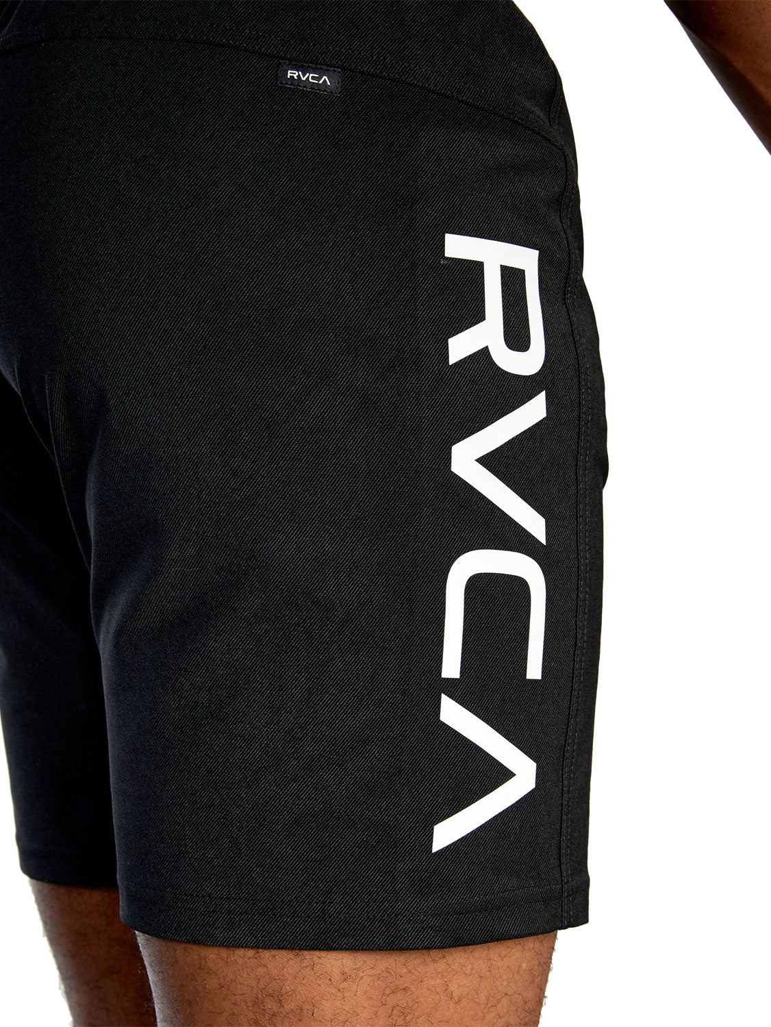 RVCA Men's Grappler 17" Short